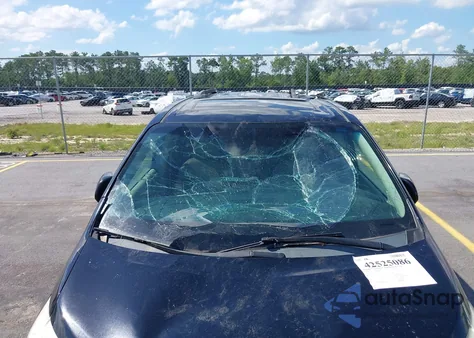 2016 Toyota Sienna Xle 8 Passenger z USA, uszkodzony, nr VIN 5TDYK3DC8GS711357